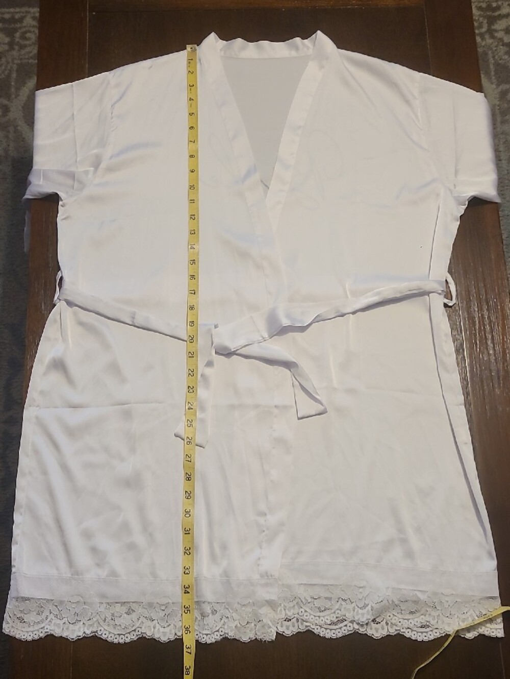 Elegant White Bridal Robe Large / XL - Picture 6 of 10